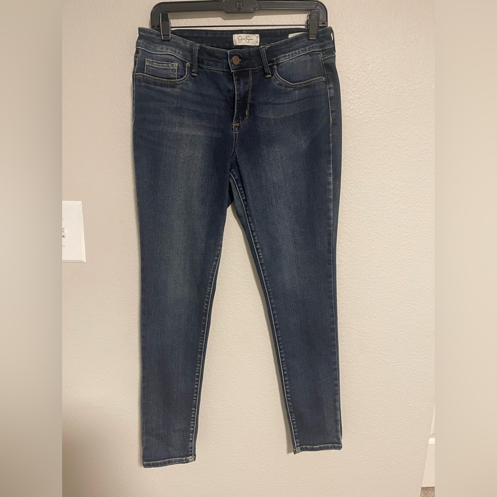 Jessica Simpson kiss me skinny size 10/30